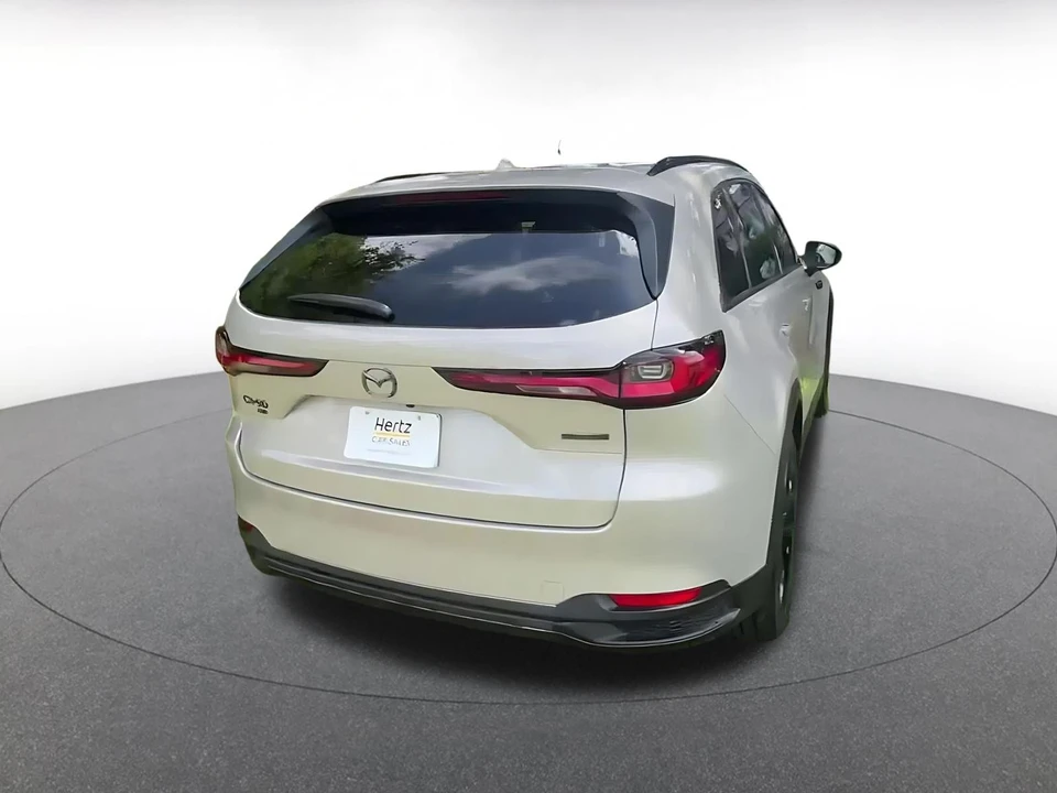 2026 Mazda CX-90 - Image 15 of 31