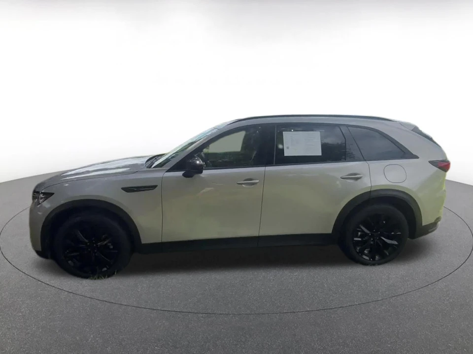 2026 Mazda CX-90 - Image 9 of 31