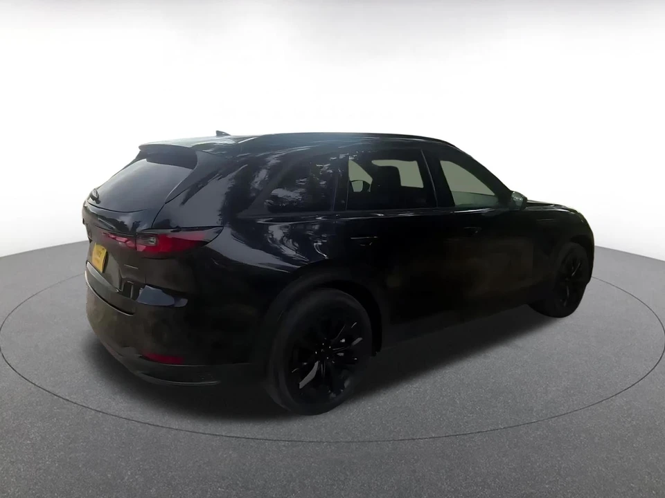 2026 Mazda CX-90 - Image 17 of 31