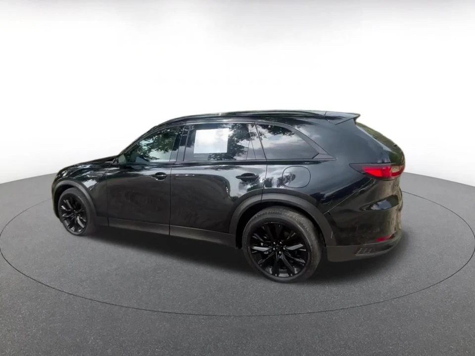 2026 Mazda CX-90 - Image 12 of 31