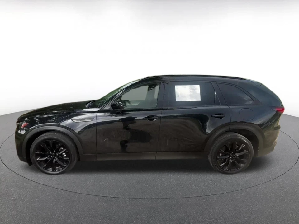 2026 Mazda CX-90 - Image 11 of 31