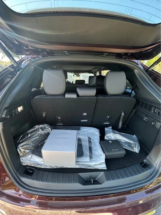 2026 Mazda CX-90 - Image 12 of 19