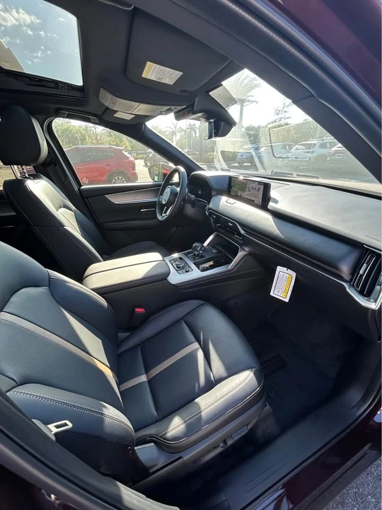 2026 Mazda CX-90 - Image 16 of 19