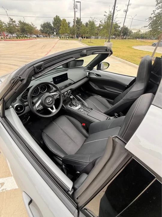 2026 Mazda ND MX-5 Miata - Image 10 of 12