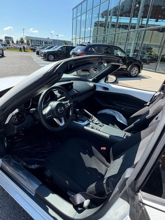 2026 Mazda ND MX-5 Miata - Image 6 of 12