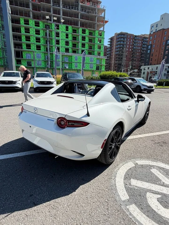 2026 Mazda ND MX-5 Miata - Image 3 of 12