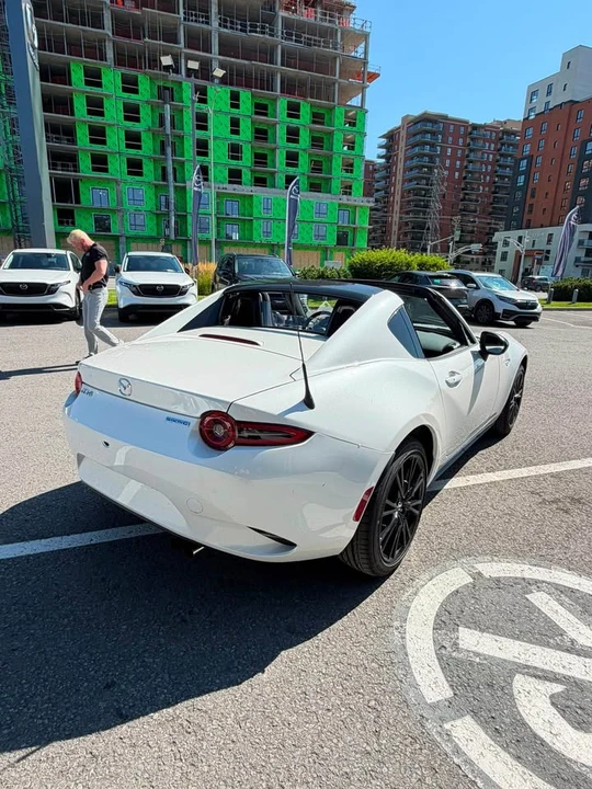 2026 Mazda ND MX-5 Miata - Image 3 of 12