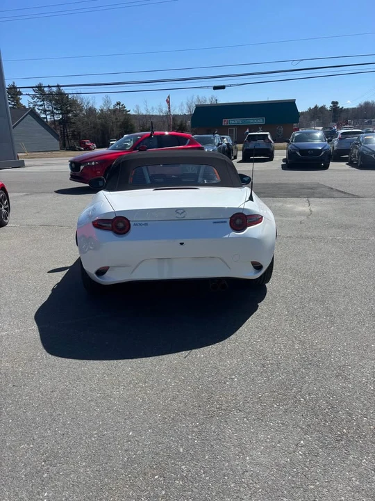 2026 Mazda ND MX-5 Miata - Image 4 of 8