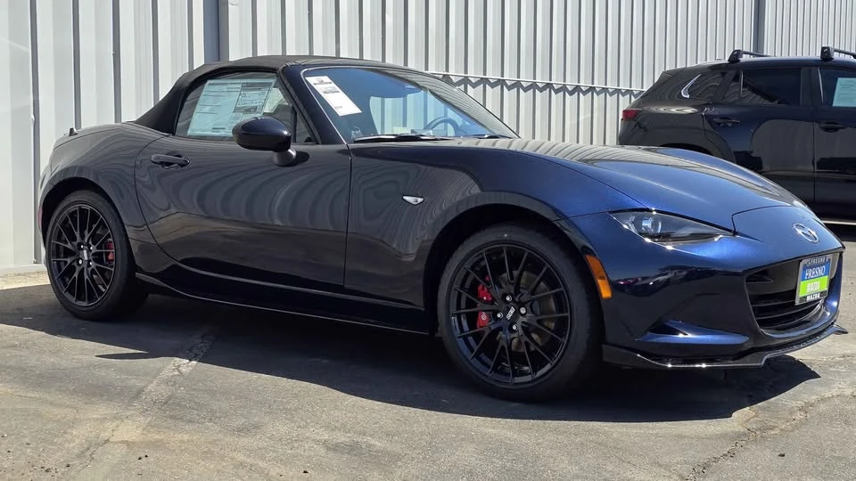 2026 Mazda ND MX-5 Miata - Image 4 of 7