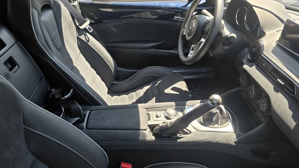 2026 Mazda ND MX-5 Miata - Image 5 of 7