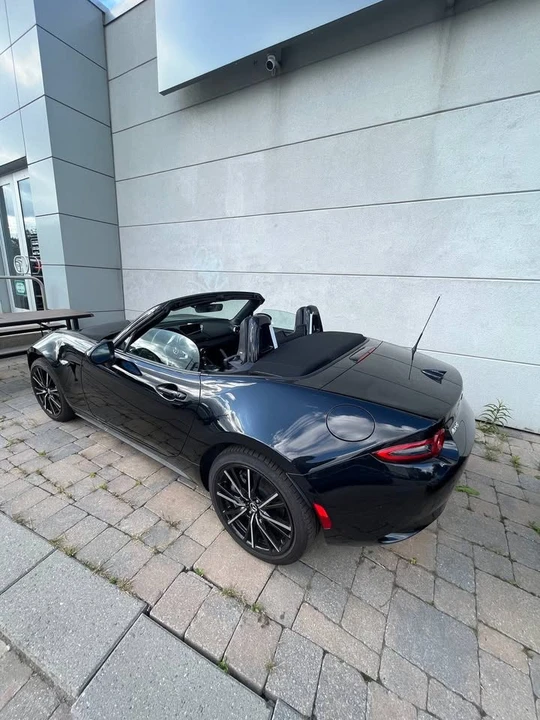 2026 Mazda ND MX-5 Miata - Image 5 of 11