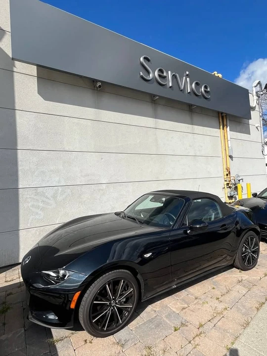 2026 Mazda ND MX-5 Miata - Image 4 of 11