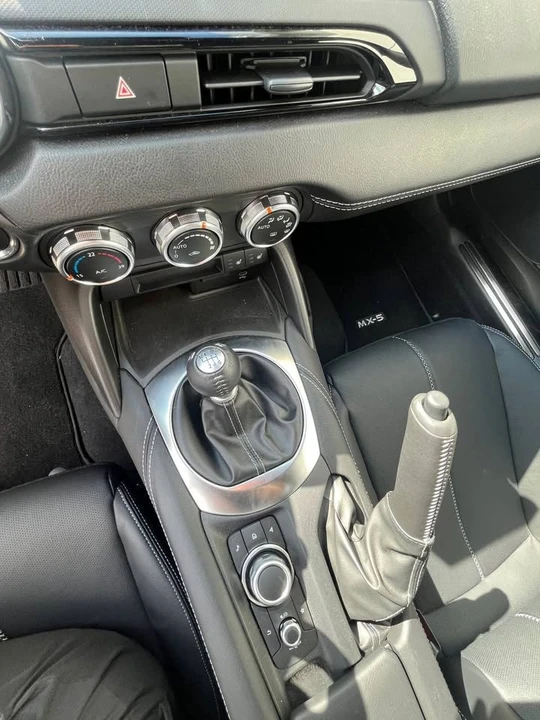 2026 Mazda ND MX-5 Miata - Image 9 of 11