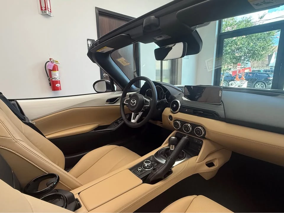 2026 Mazda ND MX-5 Miata - Image 4 of 10