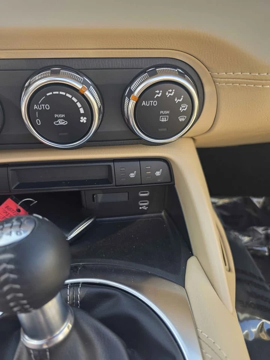 2026 Mazda ND MX-5 Miata - Image 15 of 20