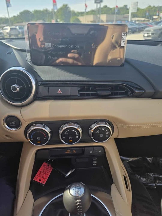 2026 Mazda ND MX-5 Miata - Image 11 of 20