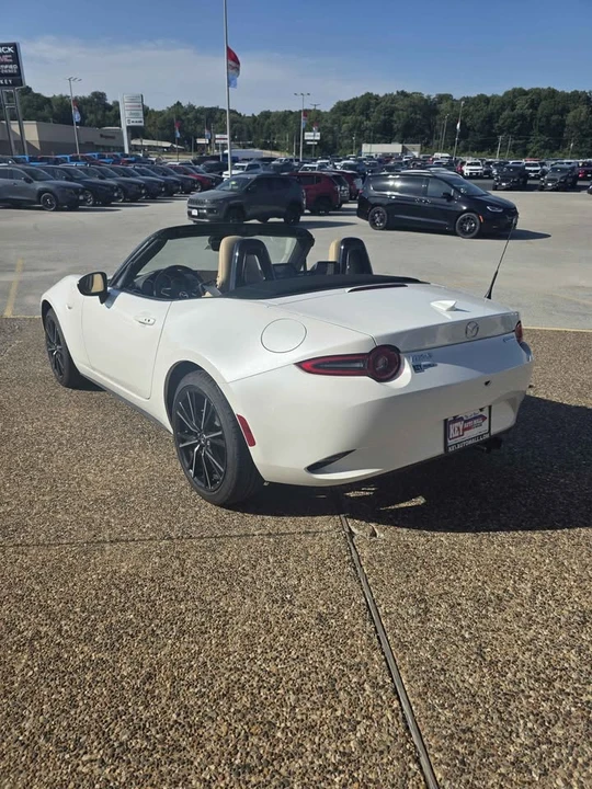 2026 Mazda ND MX-5 Miata - Image 5 of 20