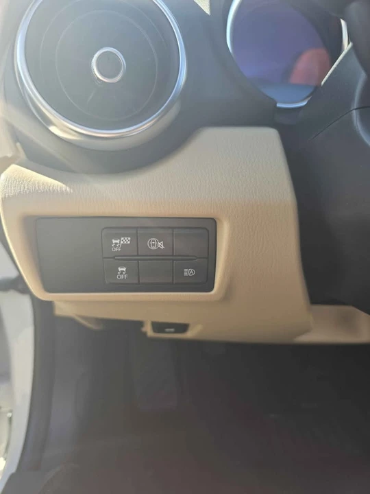 2026 Mazda ND MX-5 Miata - Image 18 of 20