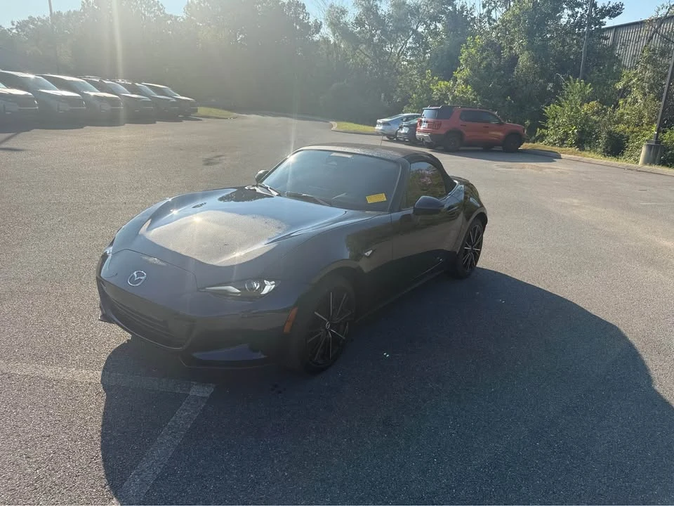 2026 Mazda ND MX-5 Miata - Image 5 of 13