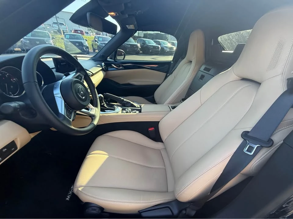 2026 Mazda ND MX-5 Miata - Image 7 of 13