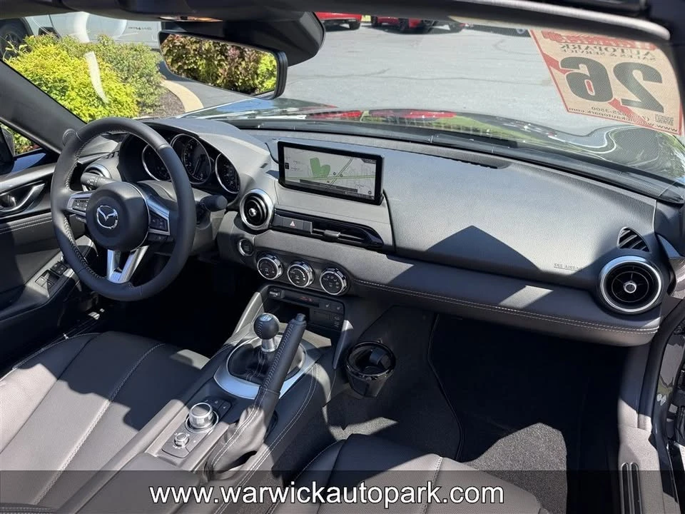 2026 Mazda ND MX-5 Miata - Image 17 of 20