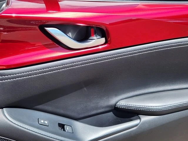 2026 Mazda ND MX-5 Miata - Image 17 of 20
