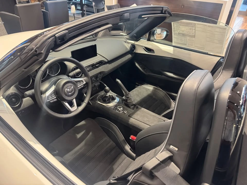 2026 Mazda ND MX-5 Miata - Image 9 of 10