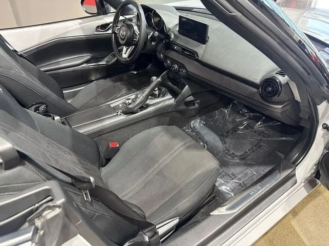 2026 Mazda ND MX-5 Miata - Image 16 of 17