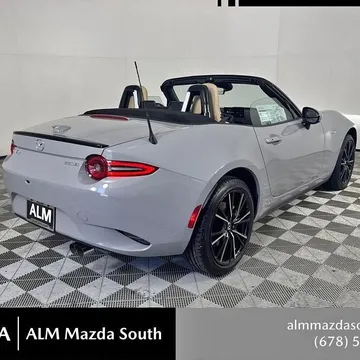 2026 Mazda MX-5 Miata Grand Touring