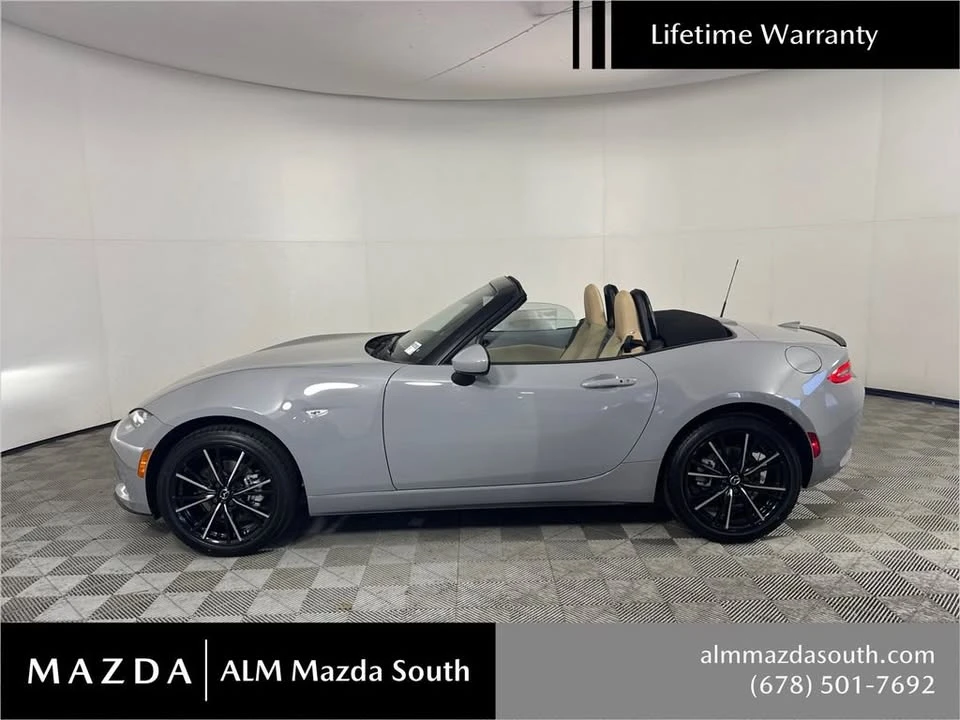 2026 Mazda ND MX-5 Miata - Image 18 of 20