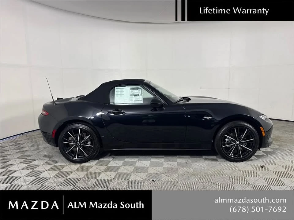 2026 Mazda ND MX-5 Miata - Image 13 of 20