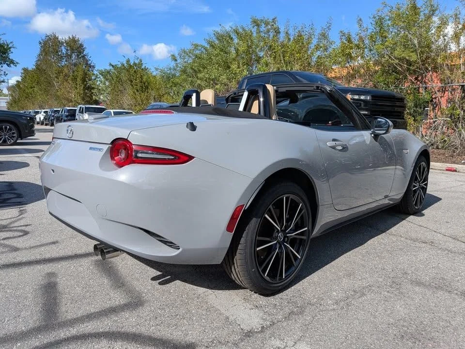2026 Mazda ND MX-5 Miata - Image 5 of 19