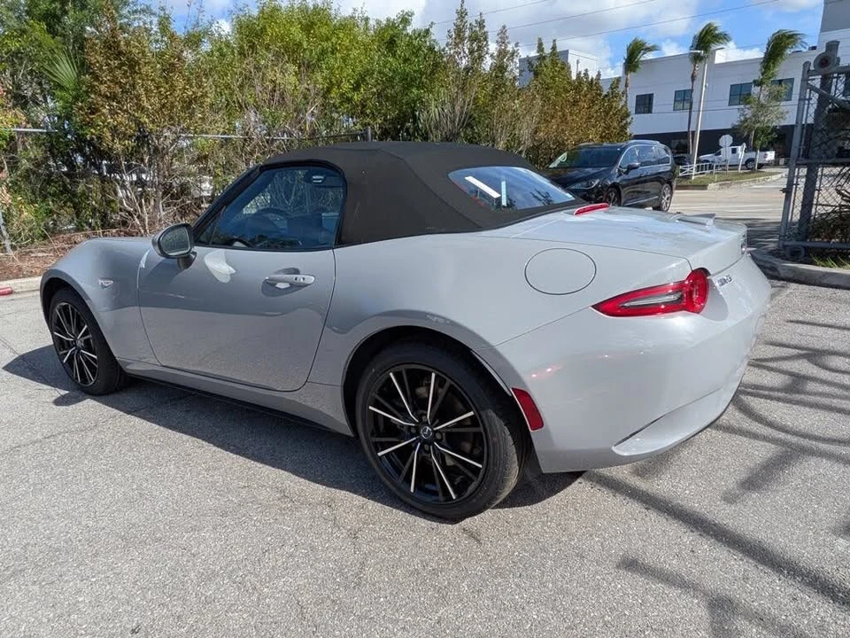 2026 Mazda ND MX-5 Miata - Image 7 of 19