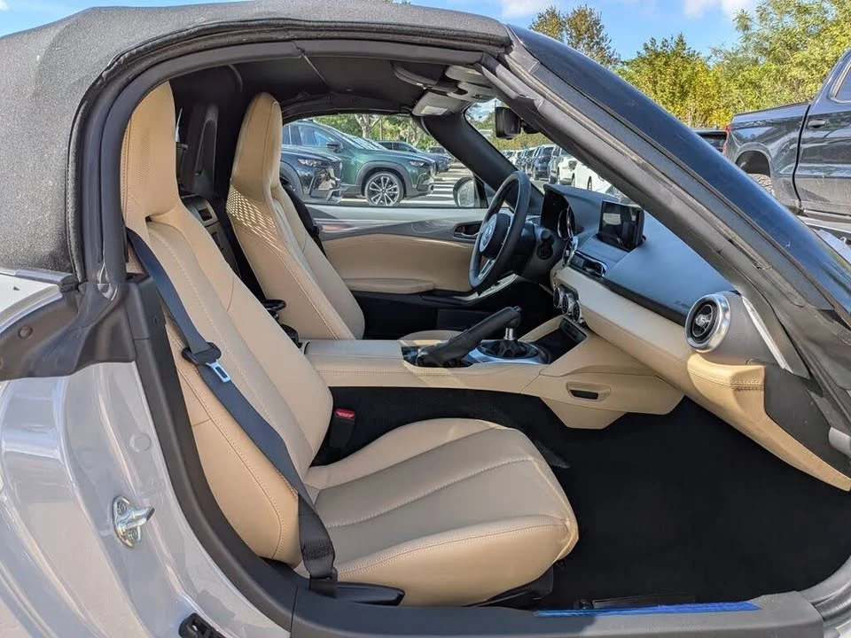 2026 Mazda ND MX-5 Miata - Image 13 of 19