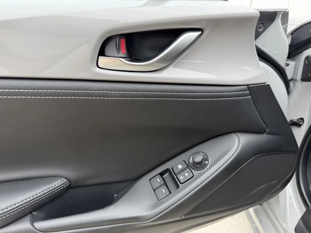 2026 Mazda ND MX-5 Miata - Image 11 of 20