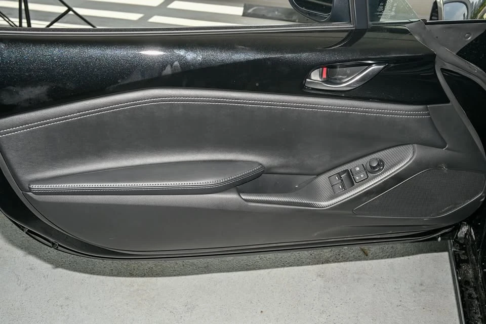 2026 Mazda ND MX-5 Miata - Image 16 of 20