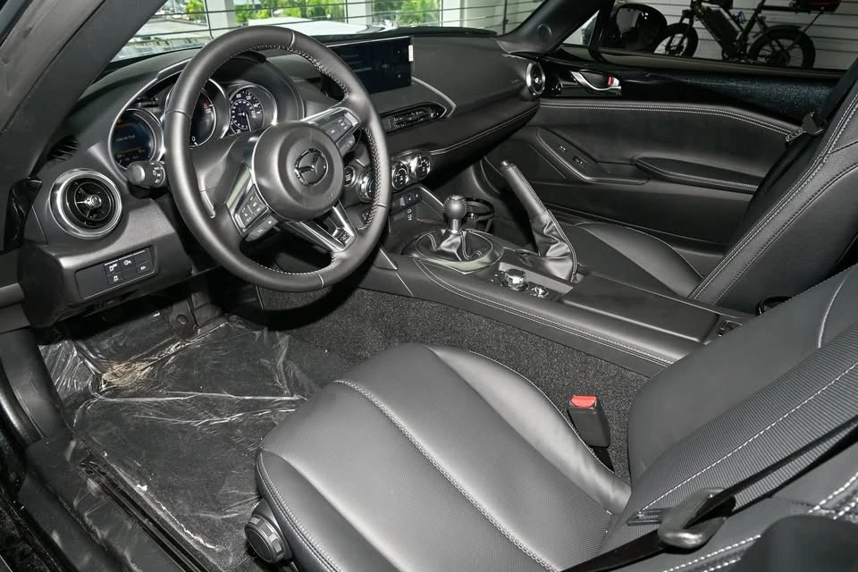 2026 Mazda ND MX-5 Miata - Image 5 of 20