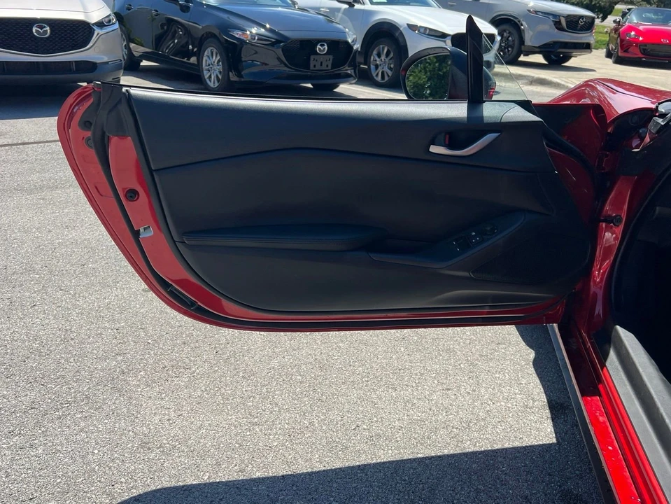 2026 Mazda ND MX-5 Miata - Image 21 of 27