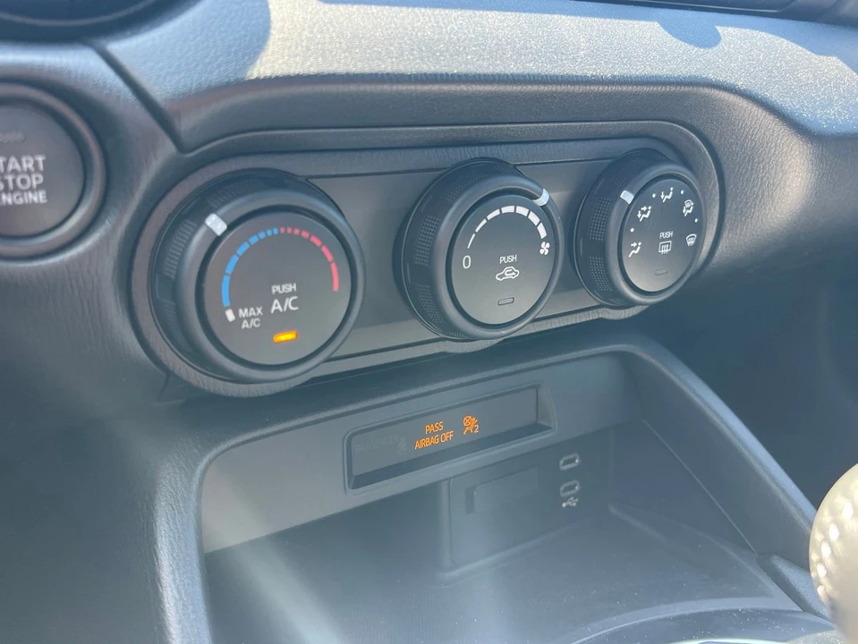 2026 Mazda ND MX-5 Miata - Image 18 of 27