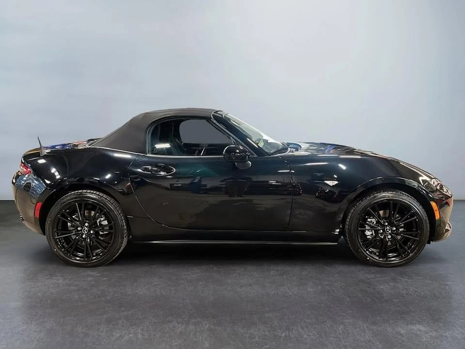 2026 Mazda ND MX-5 Miata - Image 7 of 10