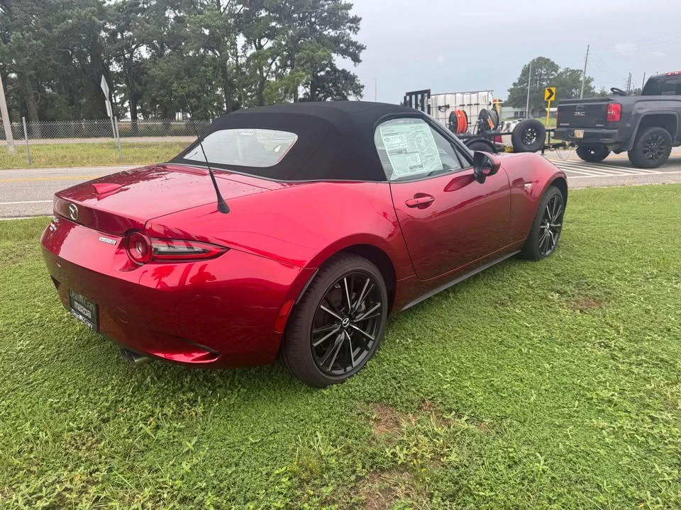 2026 Mazda ND MX-5 Miata - Image 5 of 8