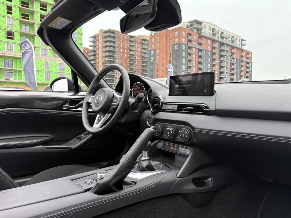 2026 Mazda ND MX-5 Miata - Image 17 of 20