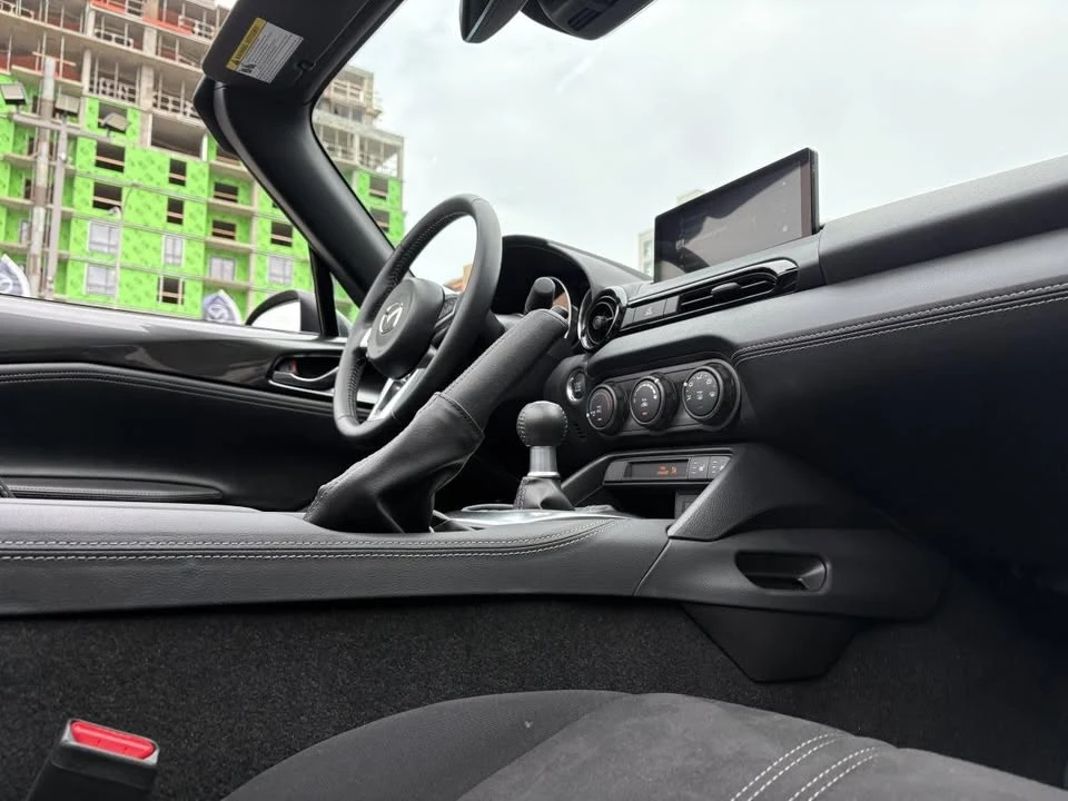 2026 Mazda ND MX-5 Miata - Image 16 of 20