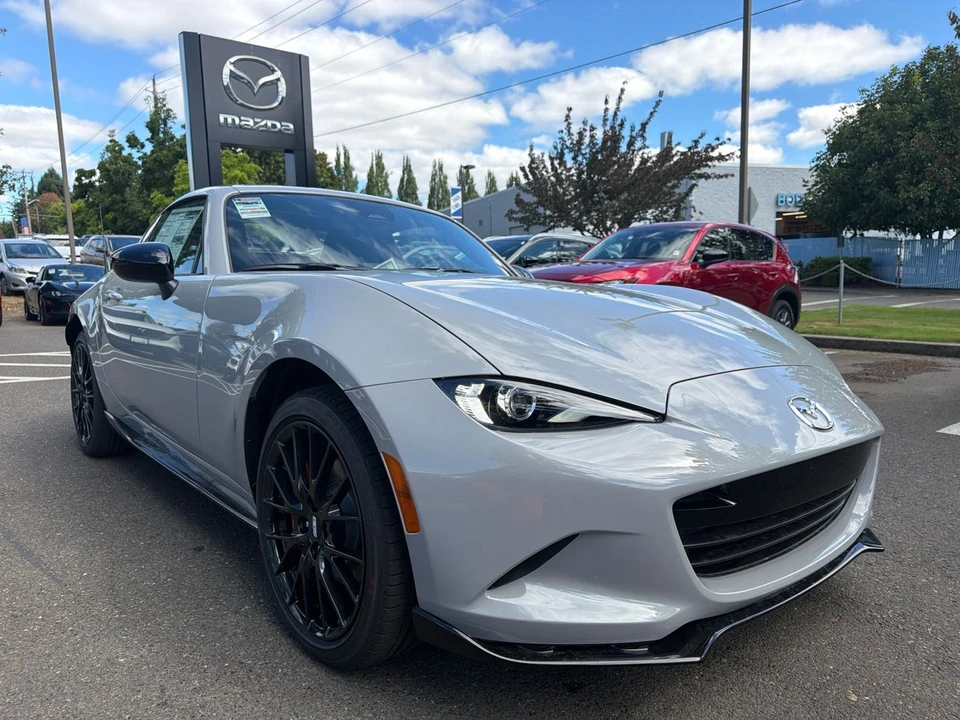 2026 Mazda ND MX-5 Miata - Image 4 of 25
