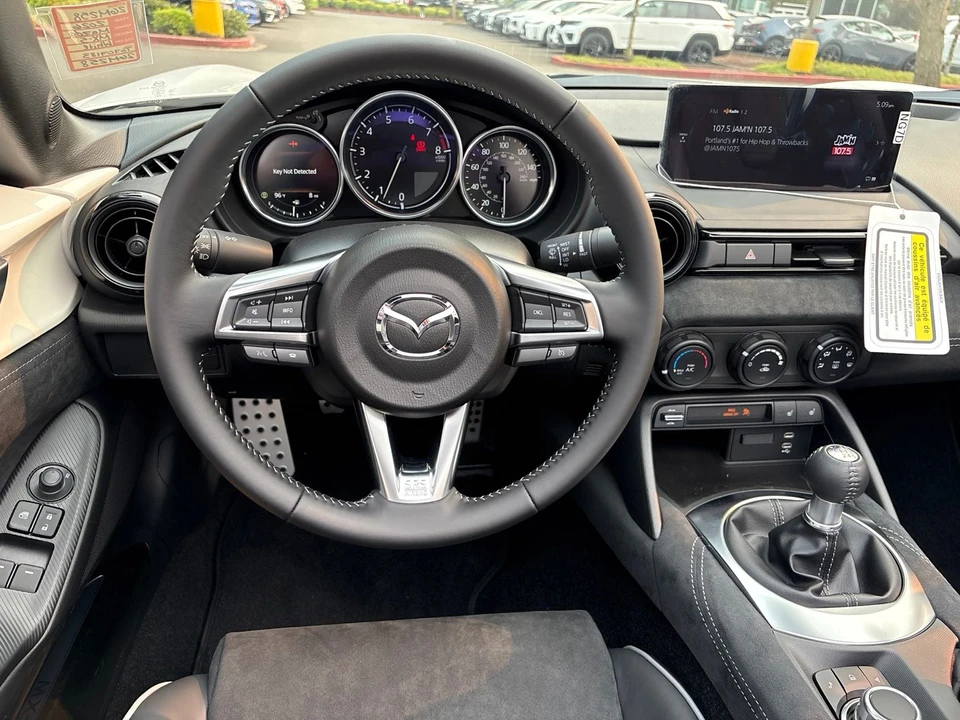 2026 Mazda ND MX-5 Miata - Image 14 of 22