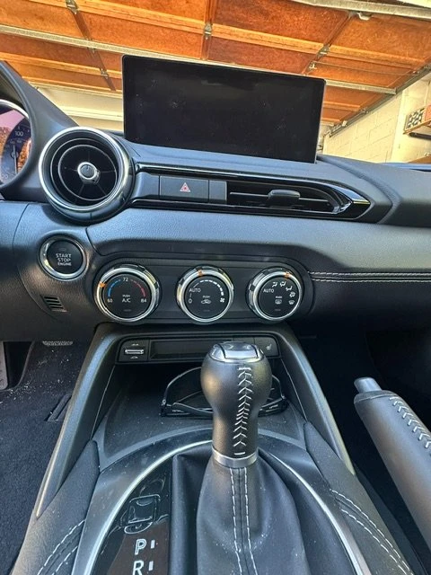 2026 Mazda ND MX-5 Miata - Image 7 of 10