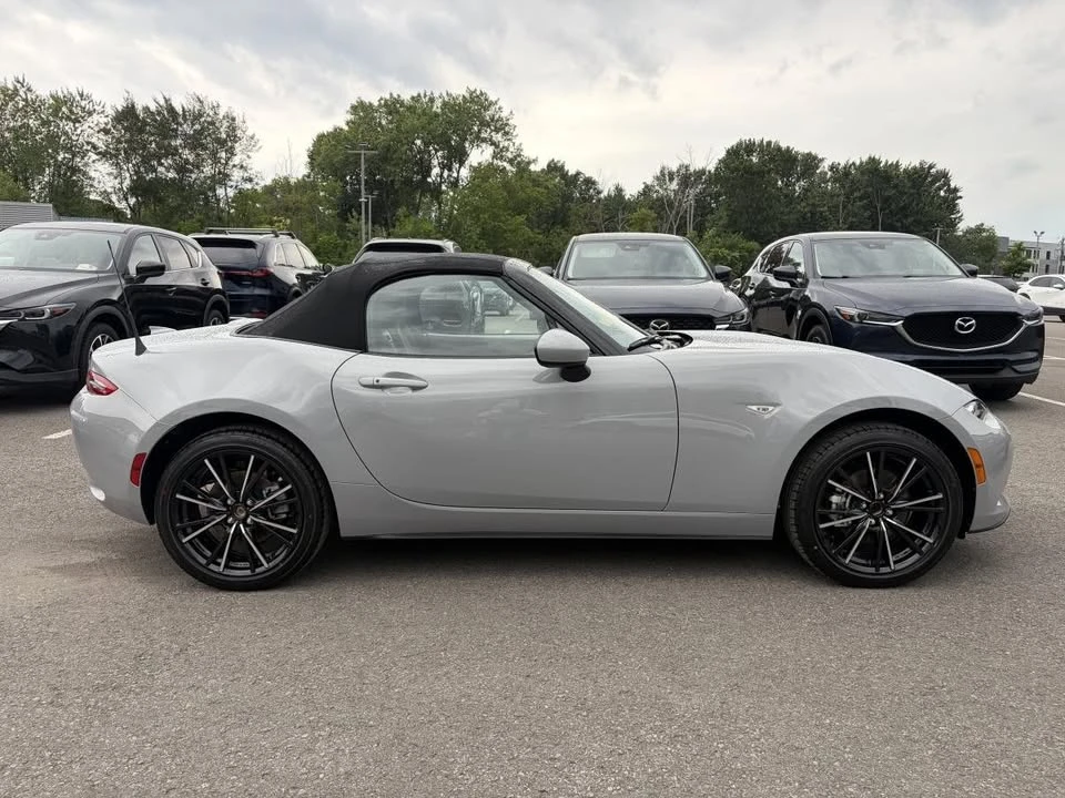2026 Mazda ND MX-5 Miata - Image 5 of 11