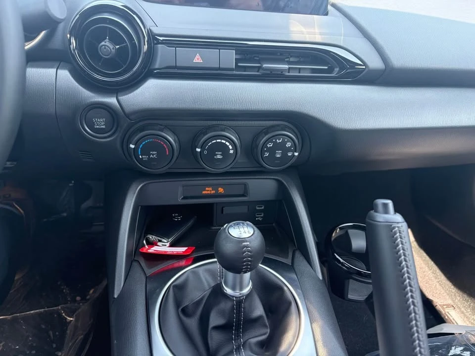2026 Mazda ND MX-5 Miata - Image 7 of 10