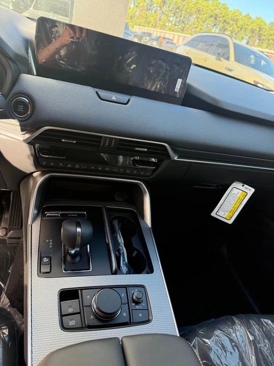 2026 Mazda CX-90 - Image 6 of 10