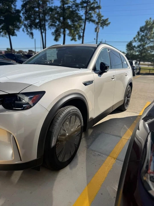 2026 Mazda CX-90 - Image 2 of 10